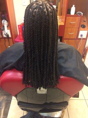 Male locs retwist