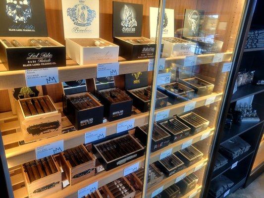 Small Batch Premium Cigars