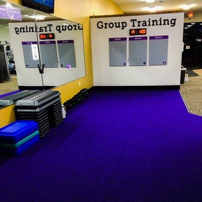 PERSONAL TRAINING AND GROUP TRAINING