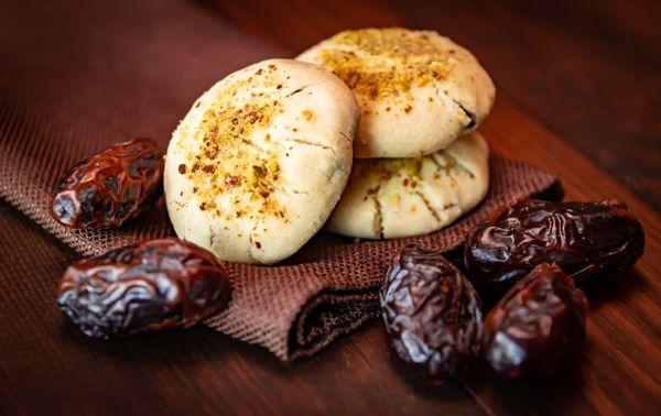 Medjool Date Naankhatai