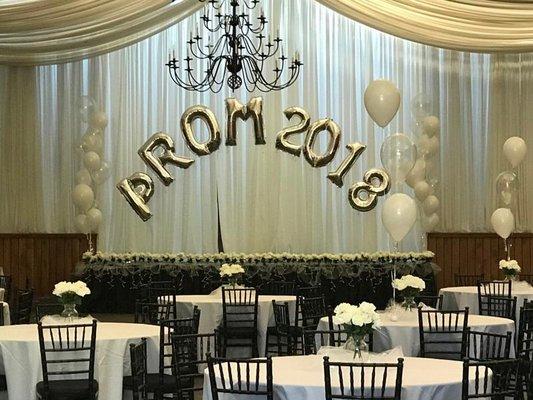 Prom 2018 Megaloon Letter Arch