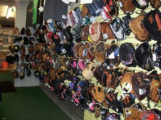 Baseball Gloves - New Jersey