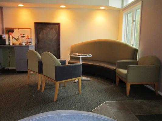 Dental-Care-of-Vineland-reception-area