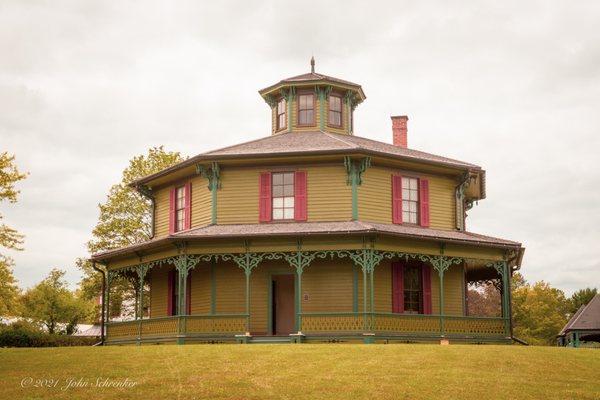 Octagon House