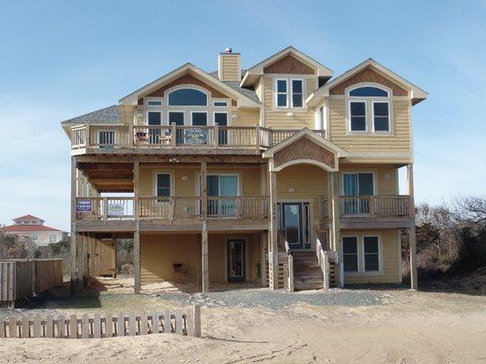 8 BD Semi Oceanfront