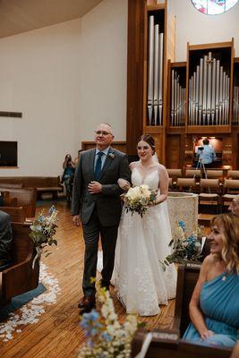 Bridal bouquet and aisle decor