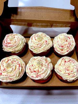 Strawberry cupcakes with vanilla buttercream frosting!