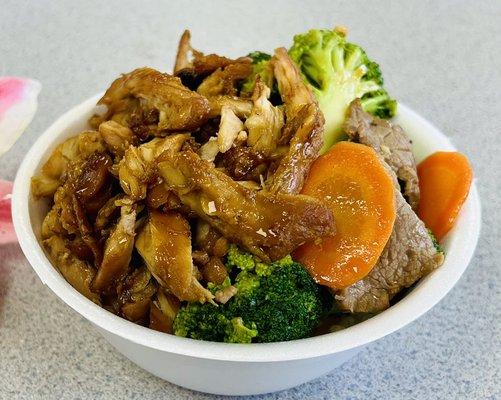 Teriyaki bowl 
Available Monday to Friday 10 am to 3pm