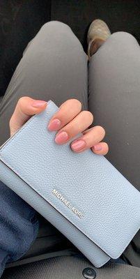 Nice dipped nails. Loved it!