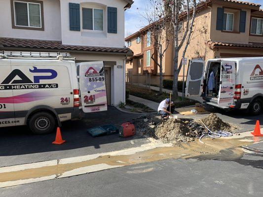 under ground water leak. 
 hoa community street repair
 #streetreapir
 #carlosplumbing