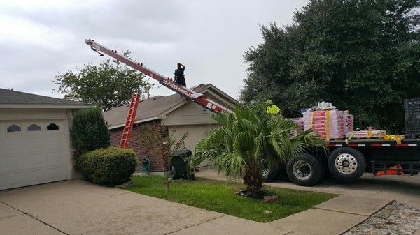 Loading roof