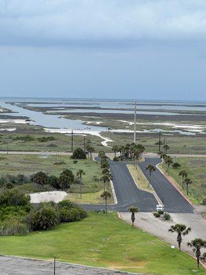 Entrance to the Sea Gull /  Sandpiper