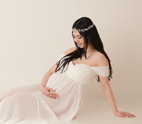 Studio pregnancy session