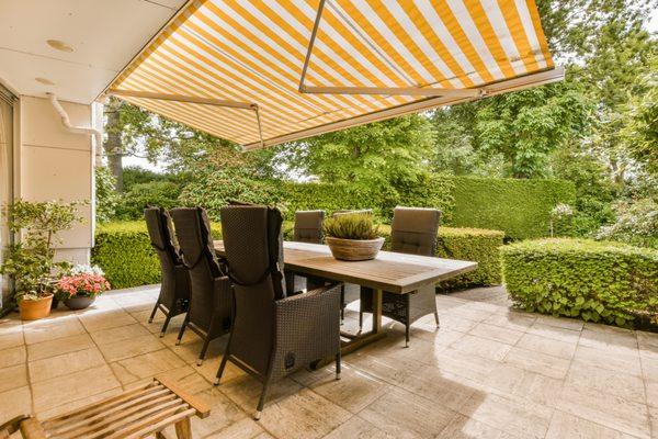 Stylish with Modern Residential Awnings