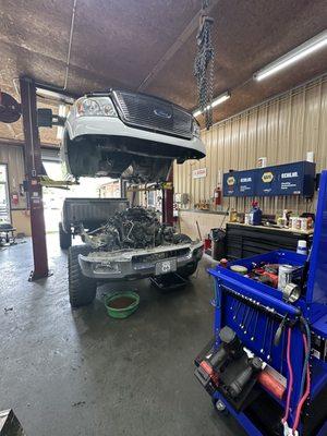 Engine replacement in a 5.4L f150