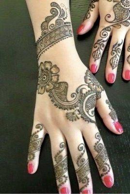 Henna Tattoos (Mehndi)