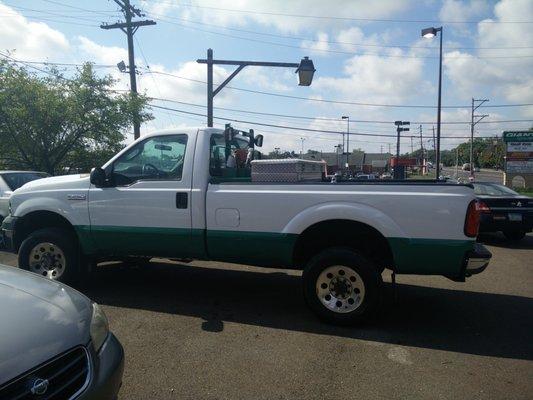 The 2005 Ford F-250 listed by New Hope Auto Sales online as "perfect" at my mechanics shop. My mechanic discovered a plethora of problems.