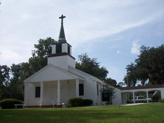 McLeod's Picturesque Sanctuary is located on Stuart Street in Bartow, FL.