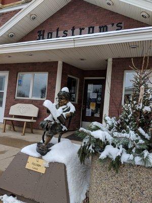 Snowy Winter infront of Holstrom's Nov. 2018