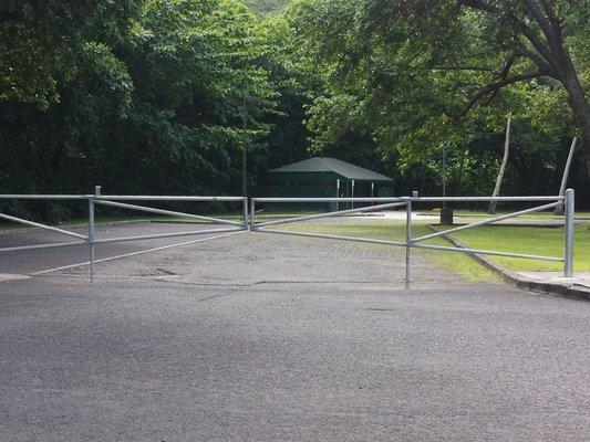 Kahana Bay State Park