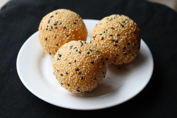 Sesame Ball w/Egg Yolk