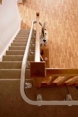 Custom curve stairlift