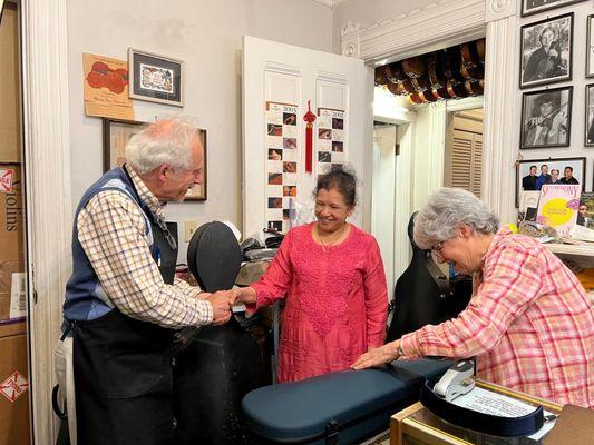 Feller Roland-Violin Makers