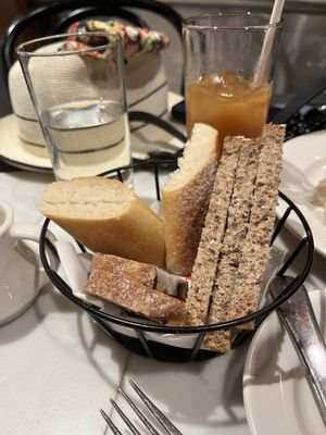 Bread basket