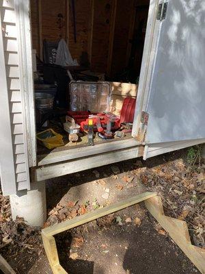 Shed stairs before