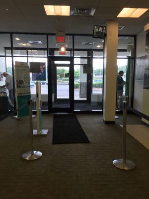 Citizens Bank of Franklin -- Horace Mann Plaza : 293 East Central Street / Route 140, Franklin              Interior