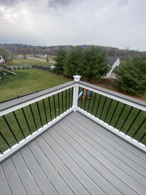 What a view....and a beautiful installed drink rail.