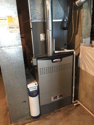 Furnace, evaporator coil and ac condenser installation