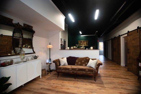 Reception area with complementary beverages and snacks