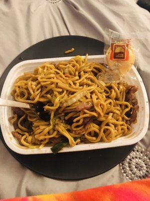 Beef Lo Mein (size large)