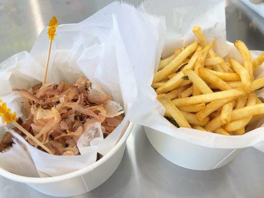 Takoyaki (6 Pcs) 6 & French Fries