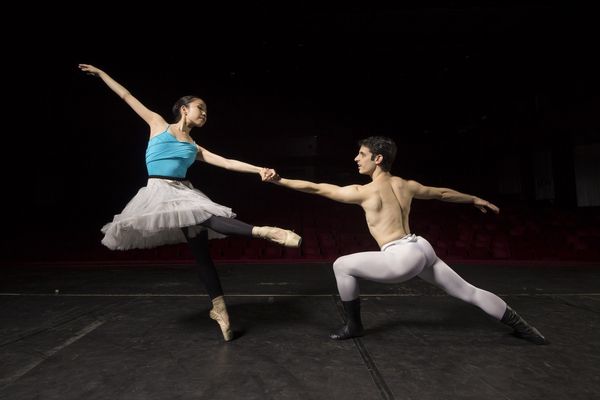 Pas de Deux