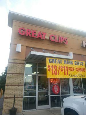 Storefront of Great Clips