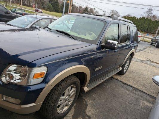 2007 Explorer Eddie Bauer 4x4