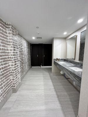 Attila's work made
 Possible to bring this bathroom to the high end finish I was looking for