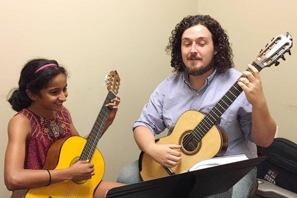 Guitar Lessons at Russian School of Music Irvine