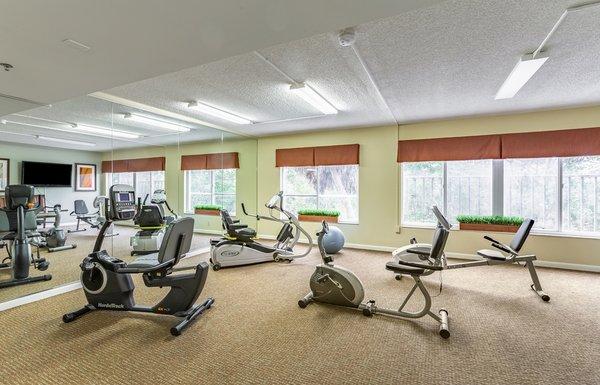 Elmcroft of Sarasota Fitness Room