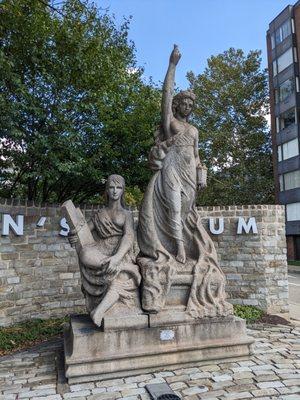 Stone Maidens, Pittsburgh