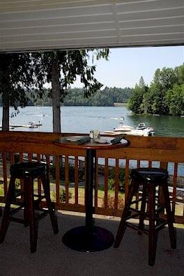 The Lakehouse Restaurant & Bar