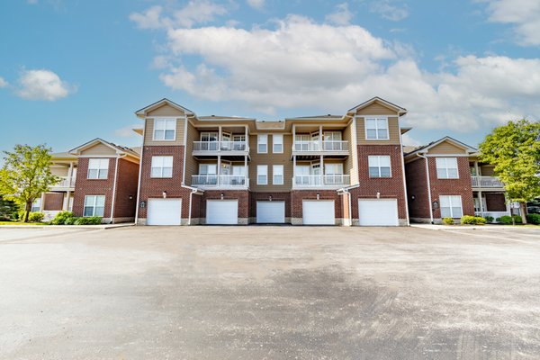 Exterior apartment building at Westhaven Luxury Apartments