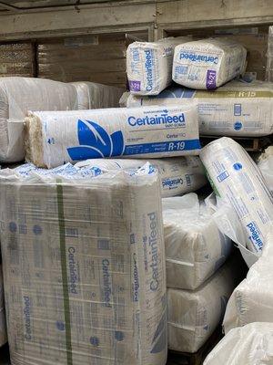 R-30, R-19, R-15, R-13, R-11 and R-8 un-faced insulation in stock.