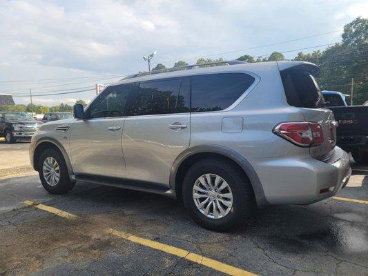 2017 Nissan Armada