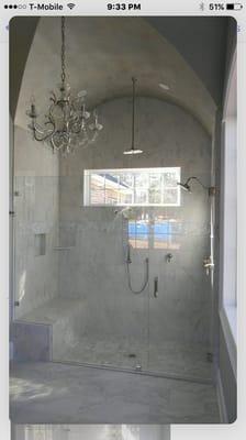 3:8" frameless shower with no header and seat panel