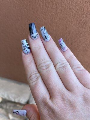 Halloween nail art