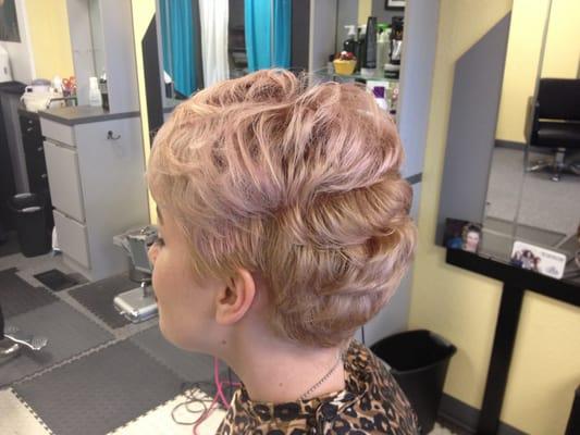 Amazing Style by Eva Brill at Chello's Salon