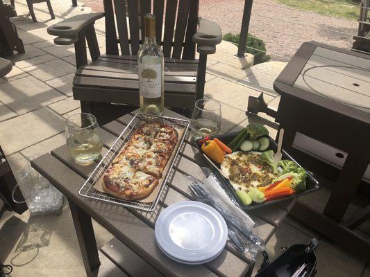 Family White Wine, Jalapeño Crab Board with Veggies instead of bread, and BBQ Chicken Flatbread on Patio